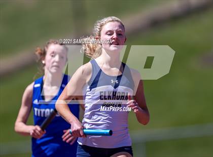 Thumbnail 2 in Metro Conference Track and Field Meet (3200 Meter Relay) photogallery.