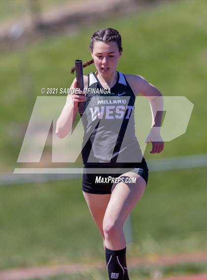 Thumbnail 3 in Metro Conference Track and Field Meet (3200 Meter Relay) photogallery.
