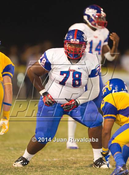Thumbnail 1 in Serra @ Bishop Amat  photogallery.
