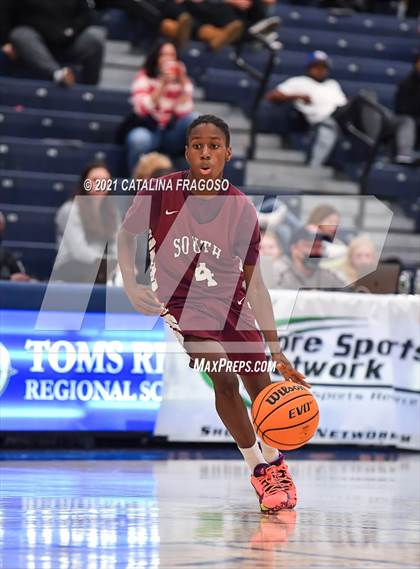 Thumbnail 2 in Red Bank Catholic vs Toms River South (WOBM Christmas Classic)  photogallery.