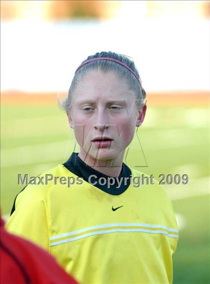 Thumbnail 2 in Highland vs. O Neill (Section 9 Class B Final) photogallery.