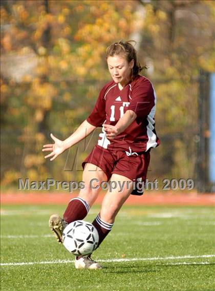 Thumbnail 3 in Highland vs. O Neill (Section 9 Class B Final) photogallery.