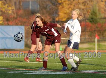 Thumbnail 1 in Highland vs. O Neill (Section 9 Class B Final) photogallery.