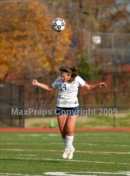 Thumbnail 3 in Highland vs. O Neill (Section 9 Class B Final) photogallery.