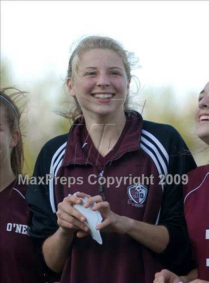 Thumbnail 2 in Highland vs. O Neill (Section 9 Class B Final) photogallery.