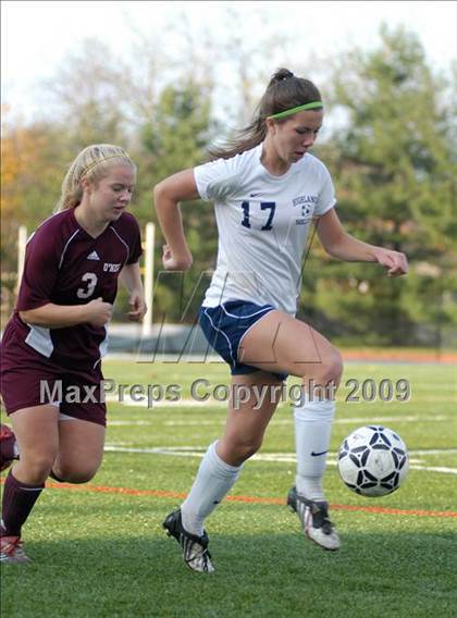 Thumbnail 1 in Highland vs. O Neill (Section 9 Class B Final) photogallery.