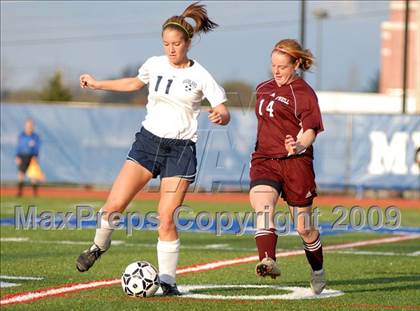 Thumbnail 2 in Highland vs. O Neill (Section 9 Class B Final) photogallery.