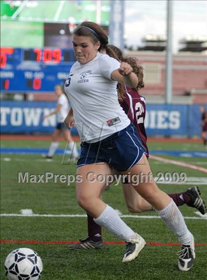Thumbnail 3 in Highland vs. O Neill (Section 9 Class B Final) photogallery.