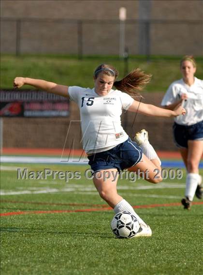 Thumbnail 1 in Highland vs. O Neill (Section 9 Class B Final) photogallery.