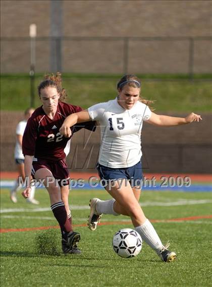 Thumbnail 1 in Highland vs. O Neill (Section 9 Class B Final) photogallery.