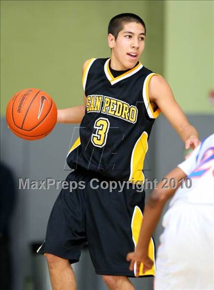 Thumbnail 1 in University vs. San Pedro (CIF LA City Section D2 Final) photogallery.