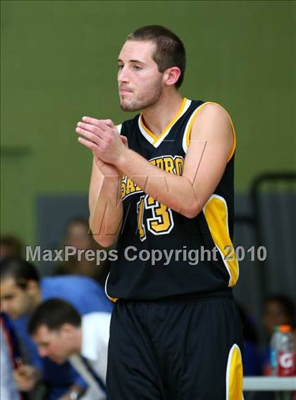 Thumbnail 3 in University vs. San Pedro (CIF LA City Section D2 Final) photogallery.