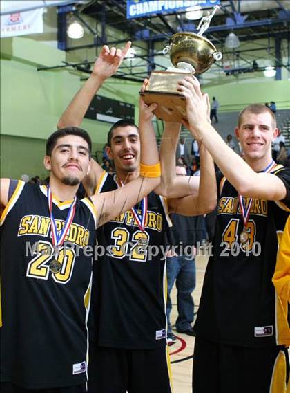Thumbnail 2 in University vs. San Pedro (CIF LA City Section D2 Final) photogallery.