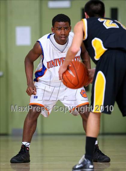 Thumbnail 3 in University vs. San Pedro (CIF LA City Section D2 Final) photogallery.