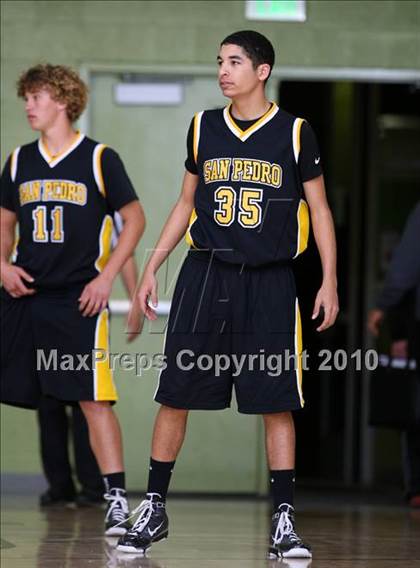 Thumbnail 3 in University vs. San Pedro (CIF LA City Section D2 Final) photogallery.
