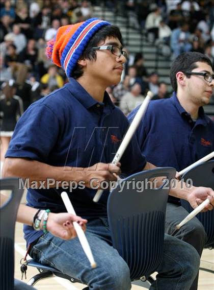 Thumbnail 1 in University vs. San Pedro (CIF LA City Section D2 Final) photogallery.