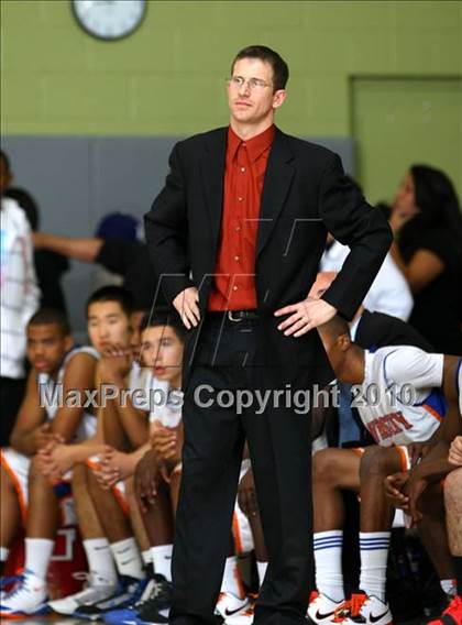 Thumbnail 2 in University vs. San Pedro (CIF LA City Section D2 Final) photogallery.