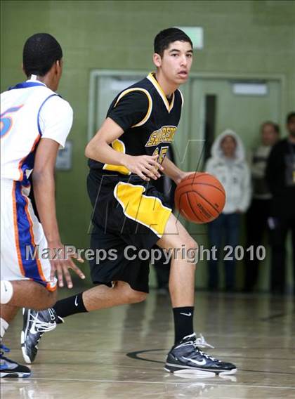 Thumbnail 1 in University vs. San Pedro (CIF LA City Section D2 Final) photogallery.