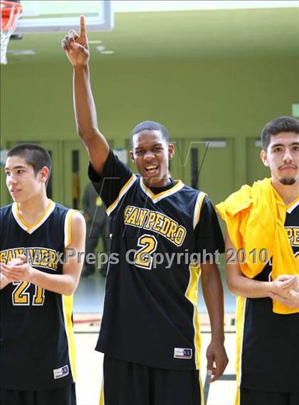 Thumbnail 2 in University vs. San Pedro (CIF LA City Section D2 Final) photogallery.