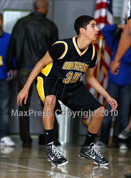Thumbnail 1 in University vs. San Pedro (CIF LA City Section D2 Final) photogallery.