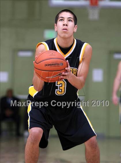 Thumbnail 2 in University vs. San Pedro (CIF LA City Section D2 Final) photogallery.