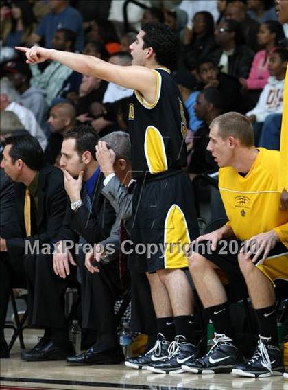 Thumbnail 1 in University vs. San Pedro (CIF LA City Section D2 Final) photogallery.