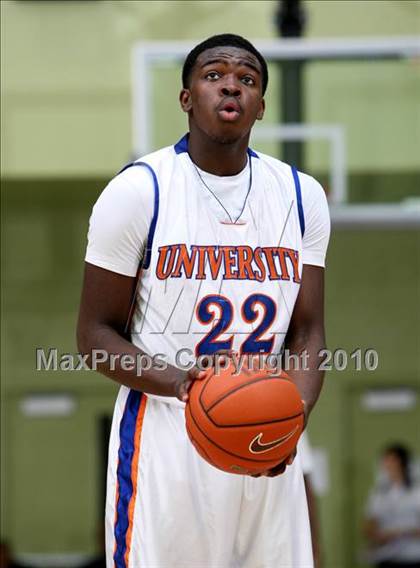 Thumbnail 2 in University vs. San Pedro (CIF LA City Section D2 Final) photogallery.