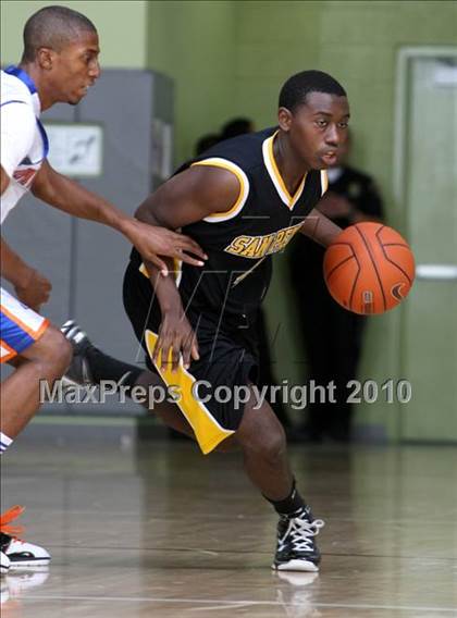 Thumbnail 3 in University vs. San Pedro (CIF LA City Section D2 Final) photogallery.