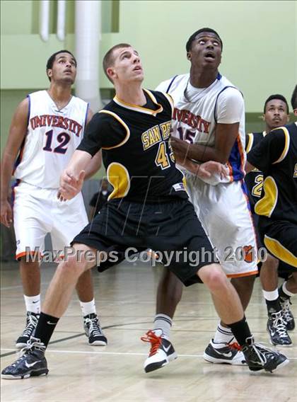 Thumbnail 1 in University vs. San Pedro (CIF LA City Section D2 Final) photogallery.
