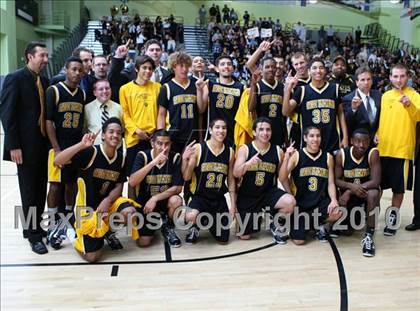 Thumbnail 3 in University vs. San Pedro (CIF LA City Section D2 Final) photogallery.