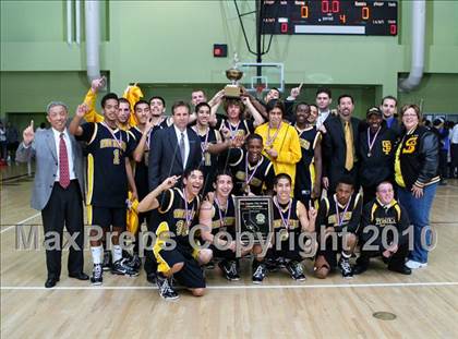 Thumbnail 3 in University vs. San Pedro (CIF LA City Section D2 Final) photogallery.