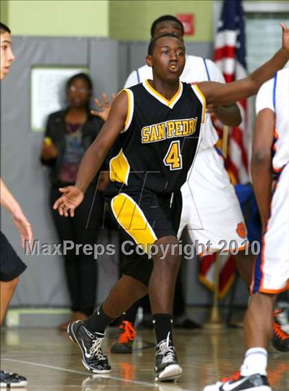 Thumbnail 3 in University vs. San Pedro (CIF LA City Section D2 Final) photogallery.