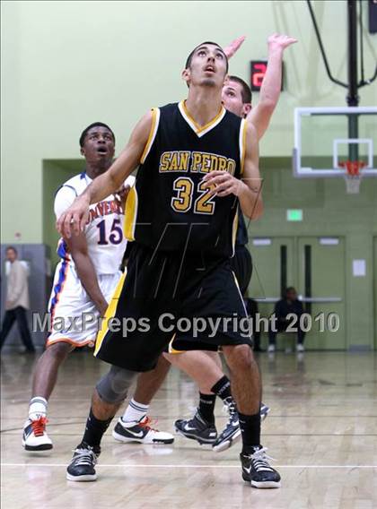 Thumbnail 3 in University vs. San Pedro (CIF LA City Section D2 Final) photogallery.