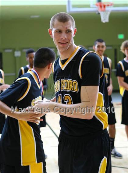 Thumbnail 3 in University vs. San Pedro (CIF LA City Section D2 Final) photogallery.