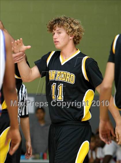Thumbnail 2 in University vs. San Pedro (CIF LA City Section D2 Final) photogallery.