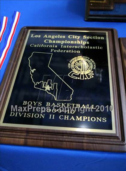 Thumbnail 1 in University vs. San Pedro (CIF LA City Section D2 Final) photogallery.