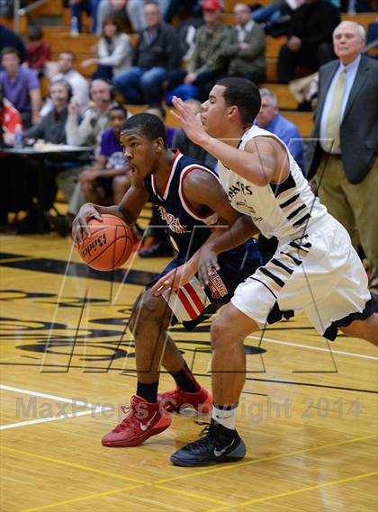 Thumbnail 2 in Aurora West @ Glenbard North photogallery.