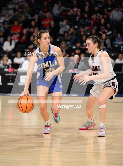 Thumbnail 2 in Hoehne vs. Simla (CHSAA 2A Great 8) photogallery.