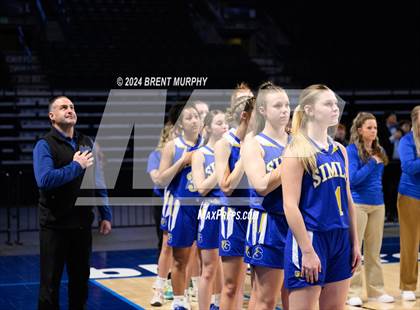 Thumbnail 1 in Hoehne vs. Simla (CHSAA 2A Great 8) photogallery.