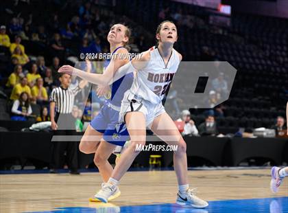 Thumbnail 3 in Hoehne vs. Simla (CHSAA 2A Great 8) photogallery.