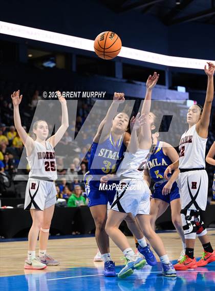 Thumbnail 3 in Hoehne vs. Simla (CHSAA 2A Great 8) photogallery.