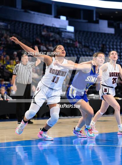 Thumbnail 2 in Hoehne vs. Simla (CHSAA 2A Great 8) photogallery.