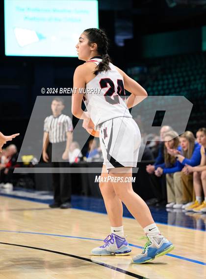 Thumbnail 3 in Hoehne vs. Simla (CHSAA 2A Great 8) photogallery.