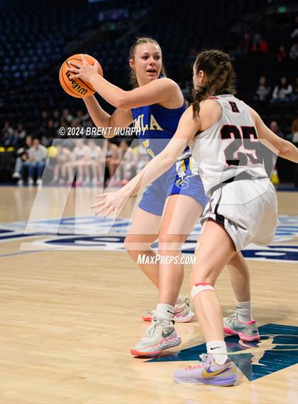 Thumbnail 3 in Hoehne vs. Simla (CHSAA 2A Great 8) photogallery.