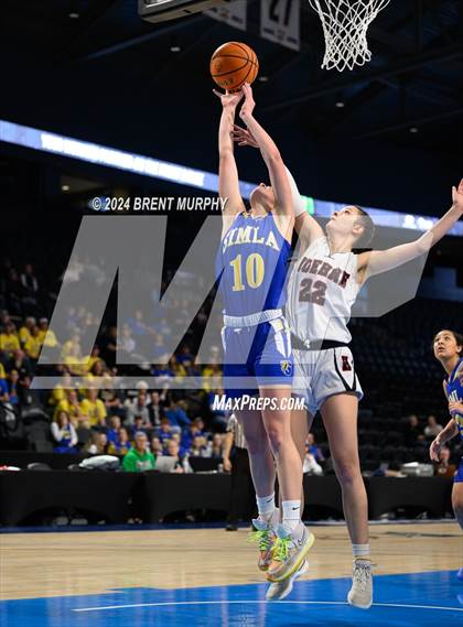 Thumbnail 1 in Hoehne vs. Simla (CHSAA 2A Great 8) photogallery.