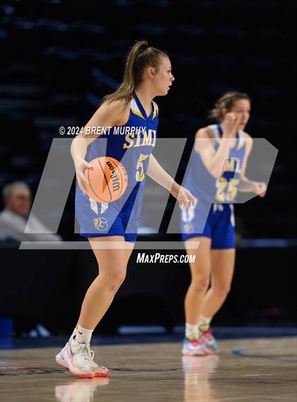 Thumbnail 2 in Hoehne vs. Simla (CHSAA 2A Great 8) photogallery.