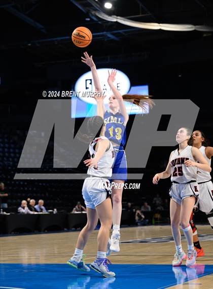 Thumbnail 2 in Hoehne vs. Simla (CHSAA 2A Great 8) photogallery.