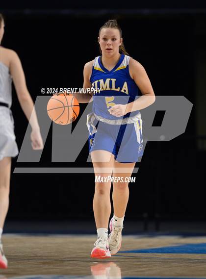 Thumbnail 1 in Hoehne vs. Simla (CHSAA 2A Great 8) photogallery.