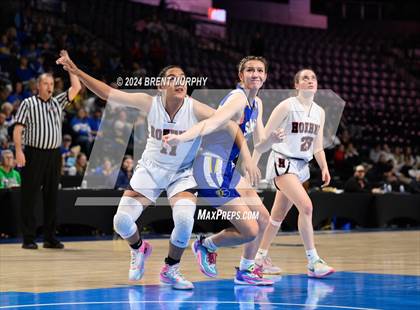 Thumbnail 2 in Hoehne vs. Simla (CHSAA 2A Great 8) photogallery.