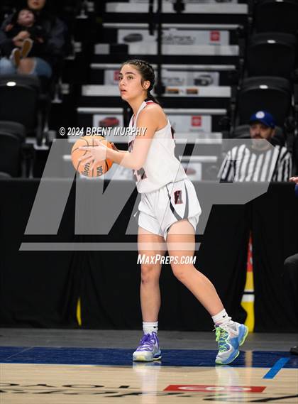 Thumbnail 1 in Hoehne vs. Simla (CHSAA 2A Great 8) photogallery.
